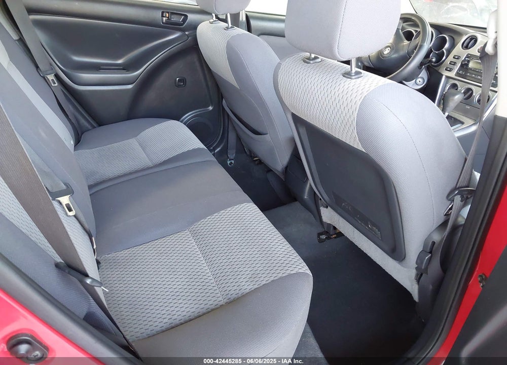 2007 TOYOTA MATRIX VIN: 2T1KR32E77C646113