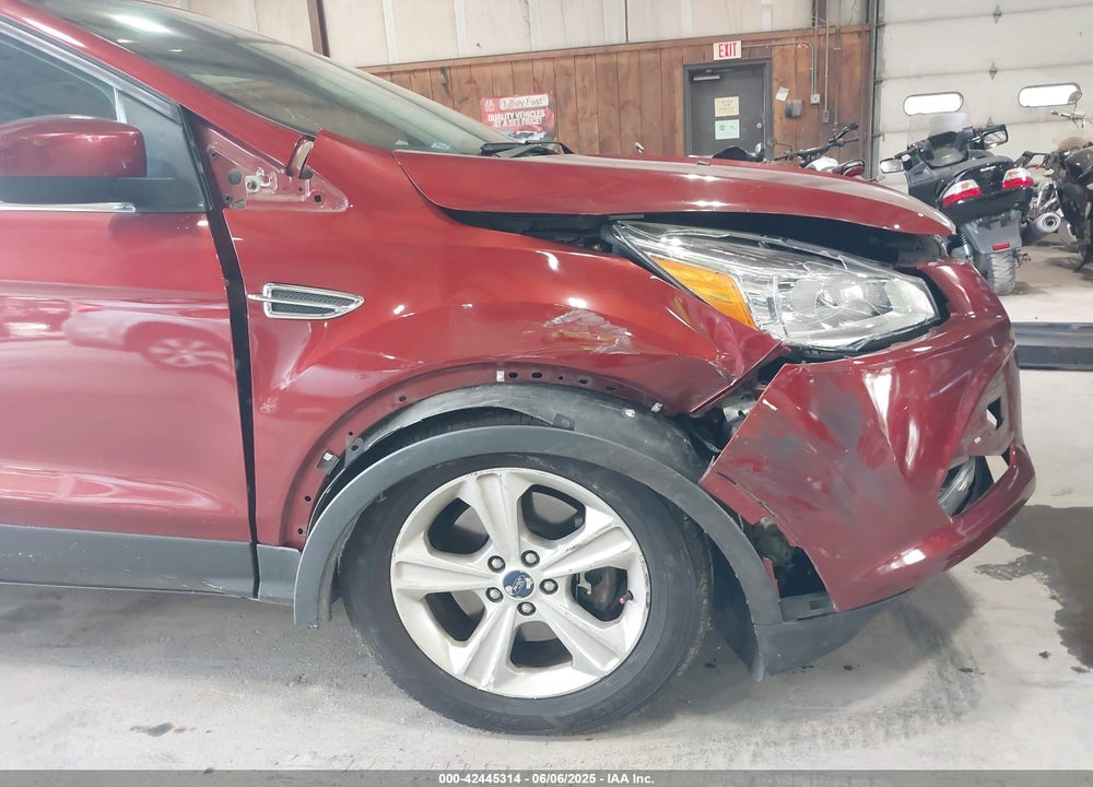 2016 FORD ESCAPE VIN: 1FMCU9GX7GUC49273