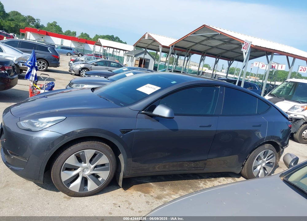 2021 TESLA MODEL Y VIN: 5YJYGAEE7MF146315