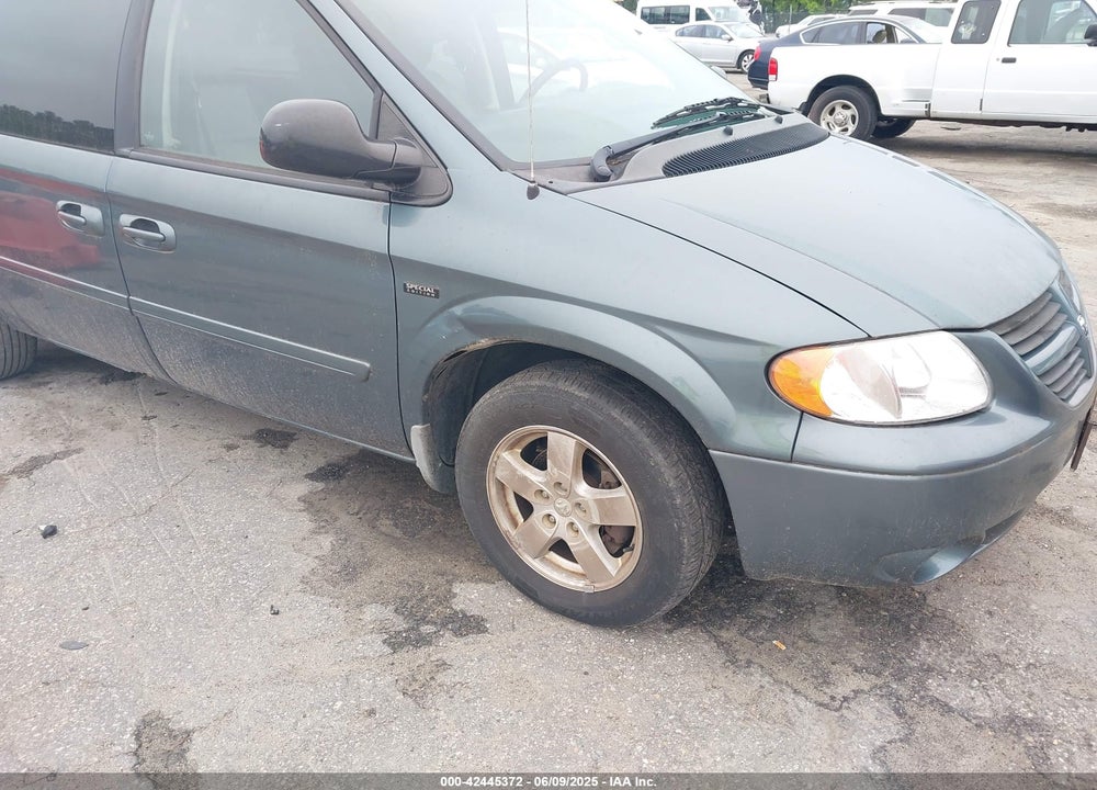 2007 DODGE GRAND CARAVAN VIN: 2D4GP44L87R150642