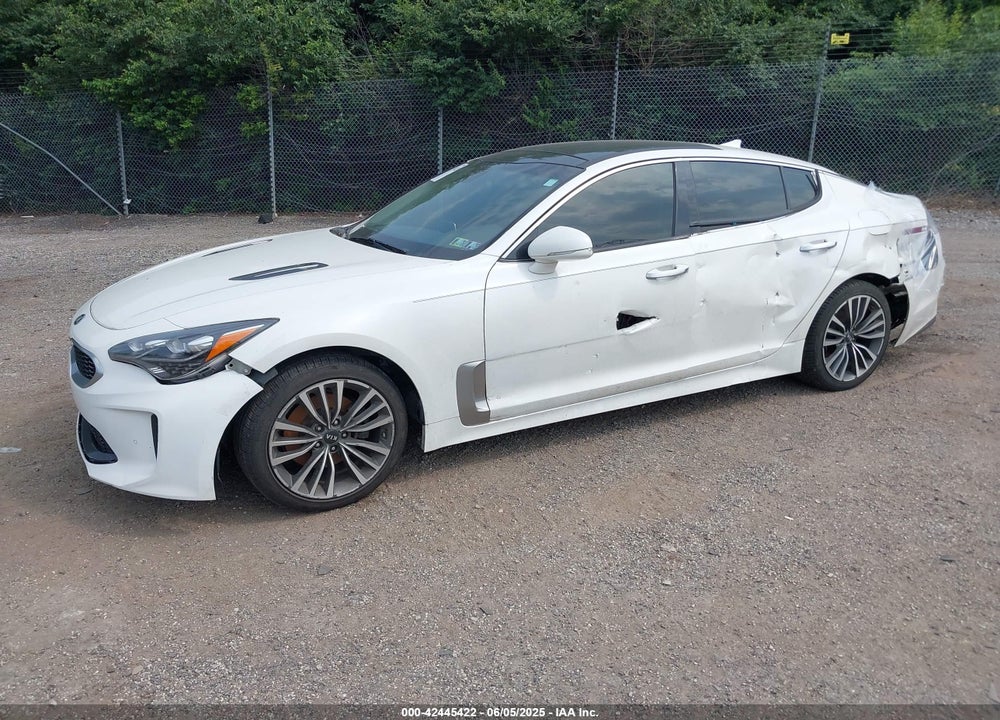 2018 KIA STINGER VIN: KNAE25LAXJ6015022