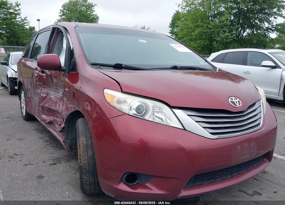 2016 TOYOTA SIENNA XLE 7 PASSENGER VIN: 5TDDK3DC8GS143643