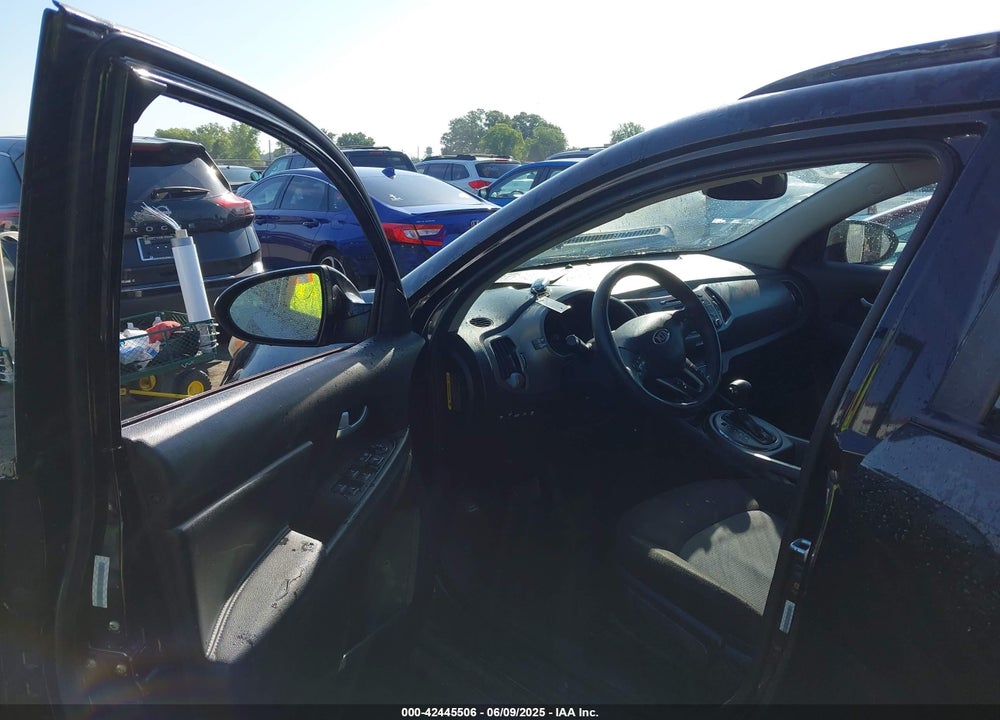 2014 KIA SPORTAGE VIN: KNDPB3ACXE7570041