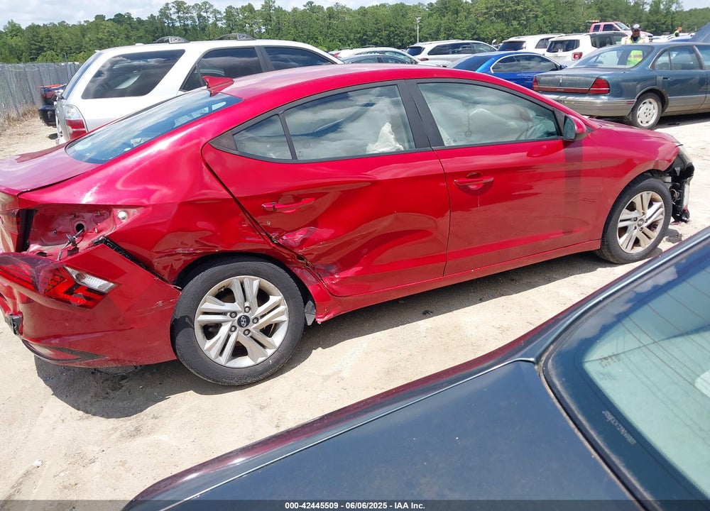 2019 HYUNDAI ELANTRA SEL VIN: KMHD84LF2KU842850