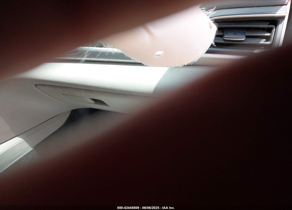 2019 HYUNDAI ELANTRA SEL VIN: KMHD84LF2KU842850