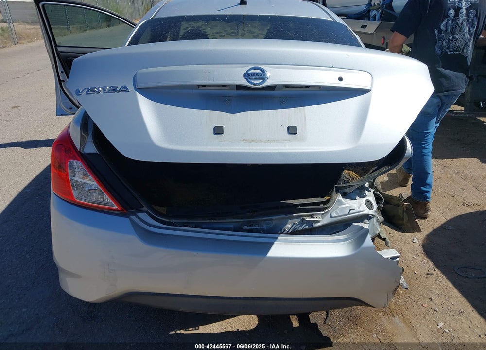 2015 NISSAN VERSA 1.6 S+ VIN: 3N1CN7AP9FL933123