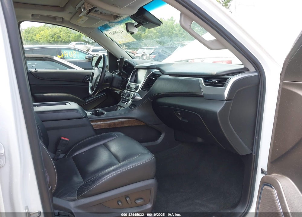 2016 CHEVROLET SUBURBAN VIN: 1GNSKHKC5GR123010
