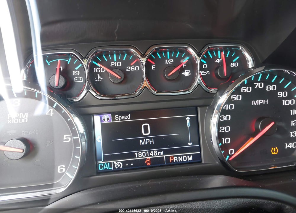 2016 CHEVROLET SUBURBAN VIN: 1GNSKHKC5GR123010