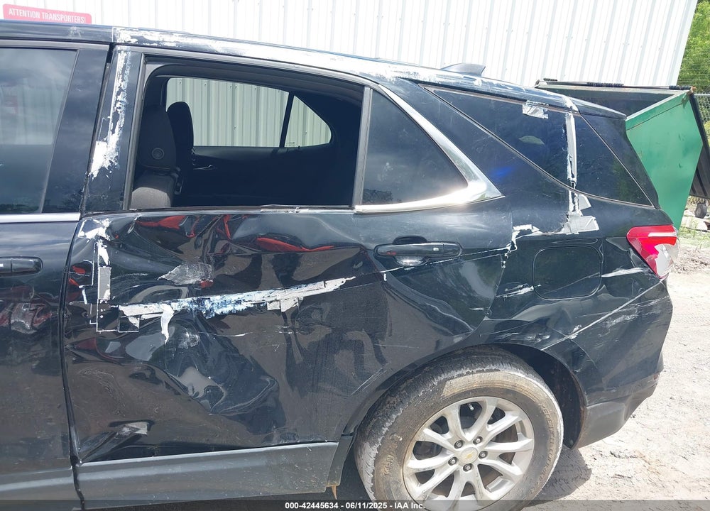 2019 CHEVROLET EQUINOX VIN: 2GNAXKEV0K6296784
