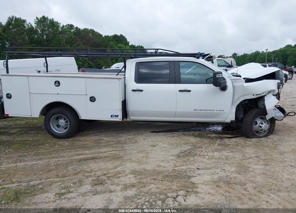 2025 GMC SIERRA 3500HD CHASSIS PRO VIN: 1GD4USE76SF256677