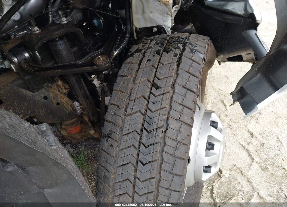 2025 GMC SIERRA 3500HD CHASSIS PRO VIN: 1GD4USE76SF256677