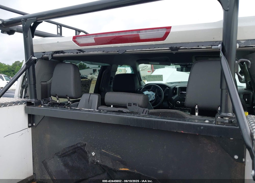 2025 GMC SIERRA 3500HD CHASSIS PRO VIN: 1GD4USE76SF256677