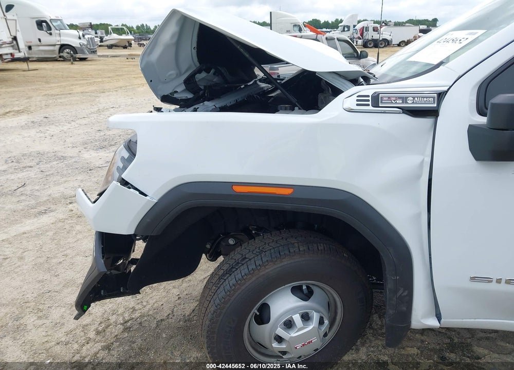 2025 GMC SIERRA 3500HD CHASSIS PRO VIN: 1GD4USE76SF256677