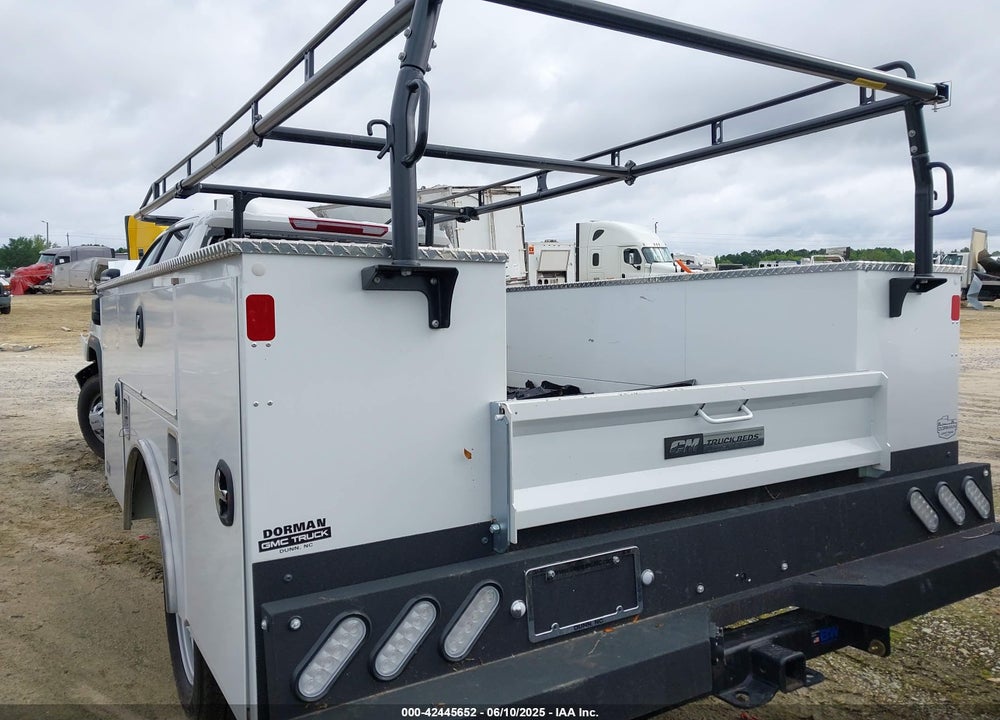 2025 GMC SIERRA 3500HD CHASSIS PRO VIN: 1GD4USE76SF256677
