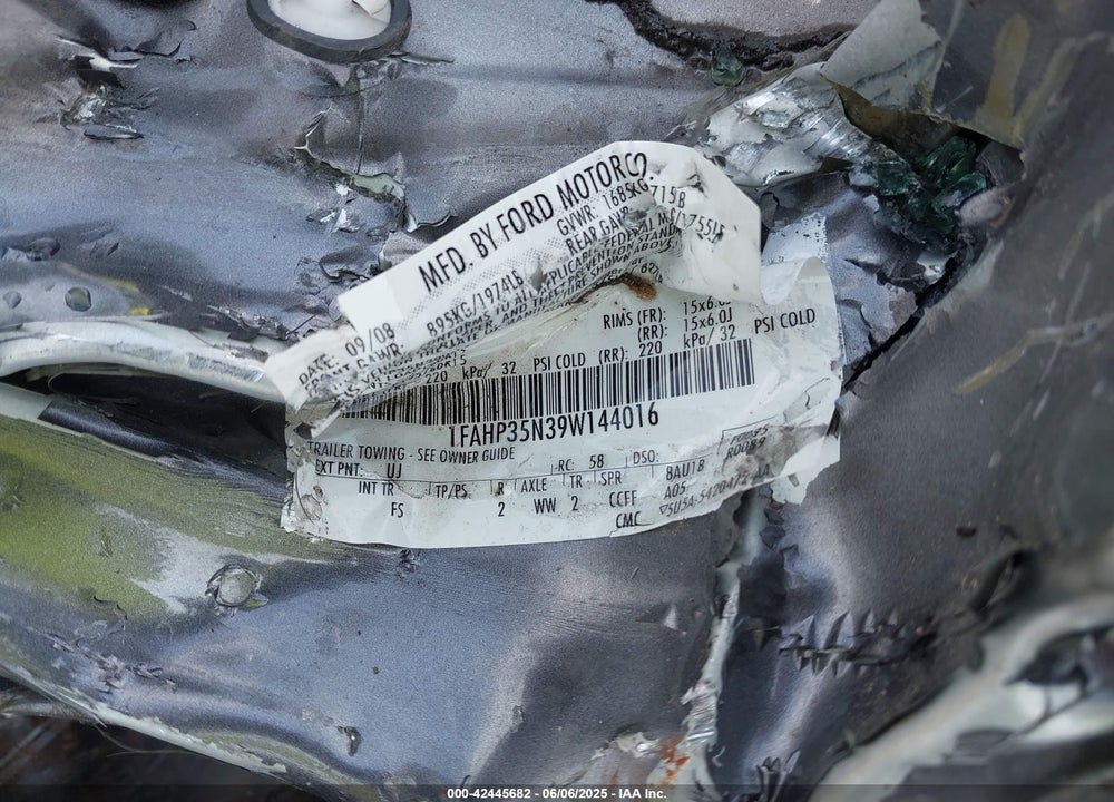 2009 FORD FOCUS SE VIN: 1FAHP35N39W144016