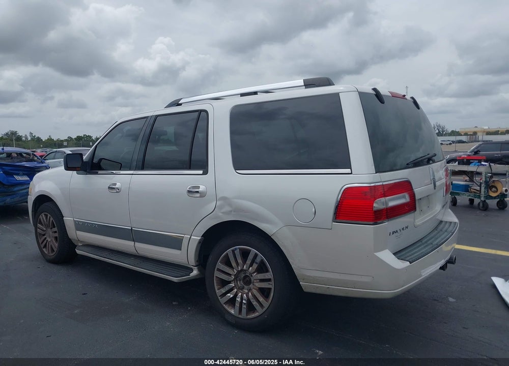 2009 LINCOLN NAVIGATOR VIN: 5LMFU28589EJ01743