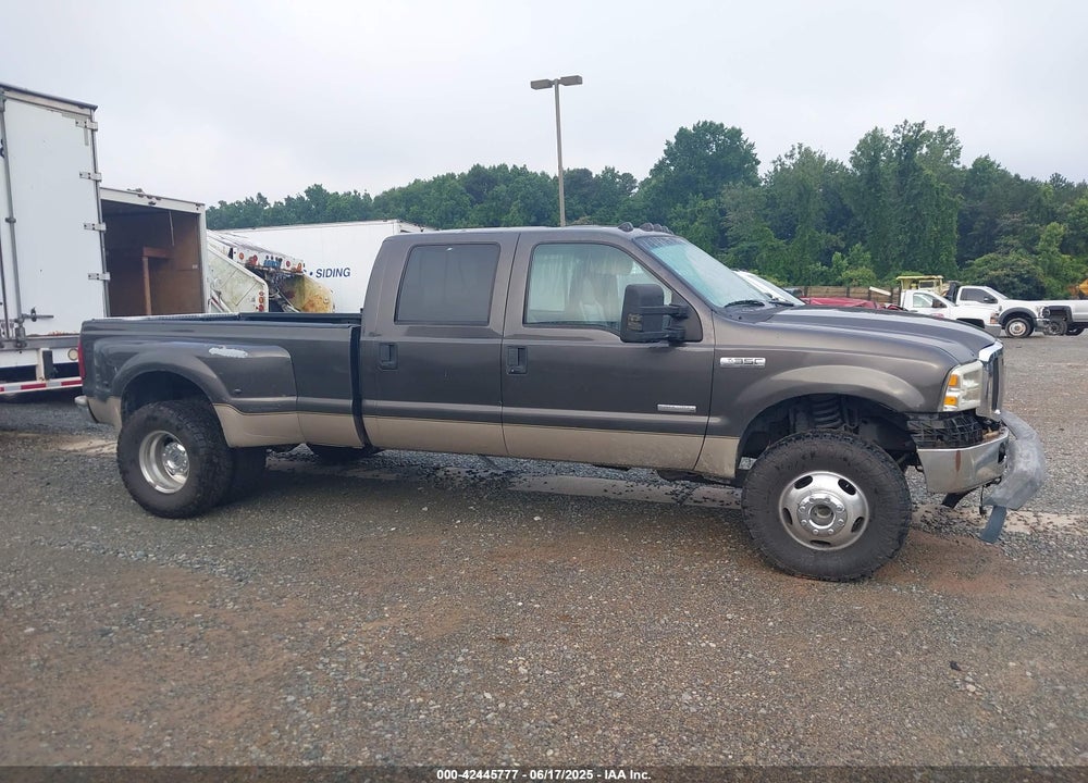 2005 FORD F-350 LARIAT/XL/XLT VIN: 1FTWW33P15EA88912