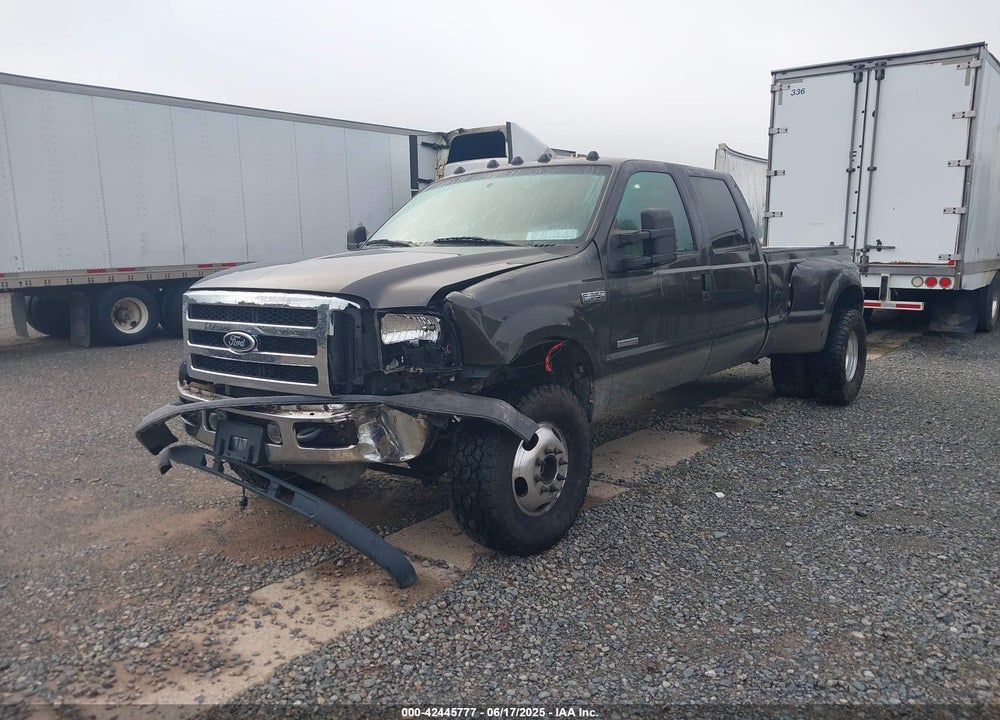 2005 FORD F-350 LARIAT/XL/XLT VIN: 1FTWW33P15EA88912