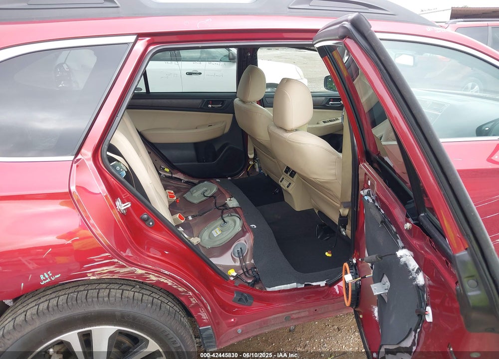 2018 SUBARU OUTBACK 2.5I LIMITED VIN: 4S4BSAKC7J3387528