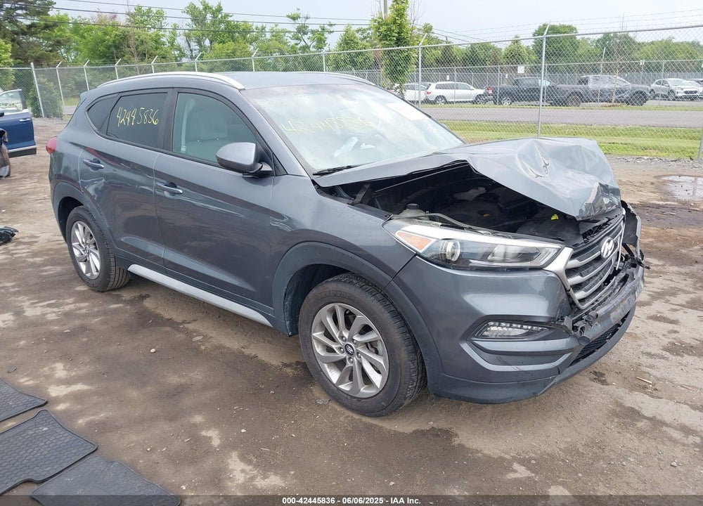 2018 HYUNDAI TUCSON VIN: KM8J33A46JU747302