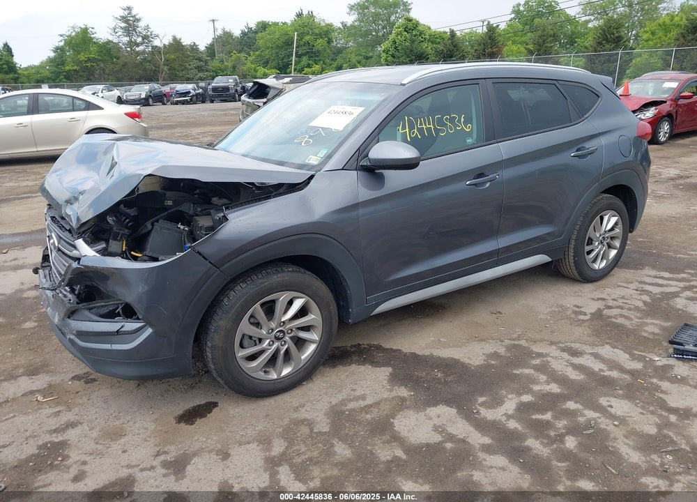 2018 HYUNDAI TUCSON VIN: KM8J33A46JU747302
