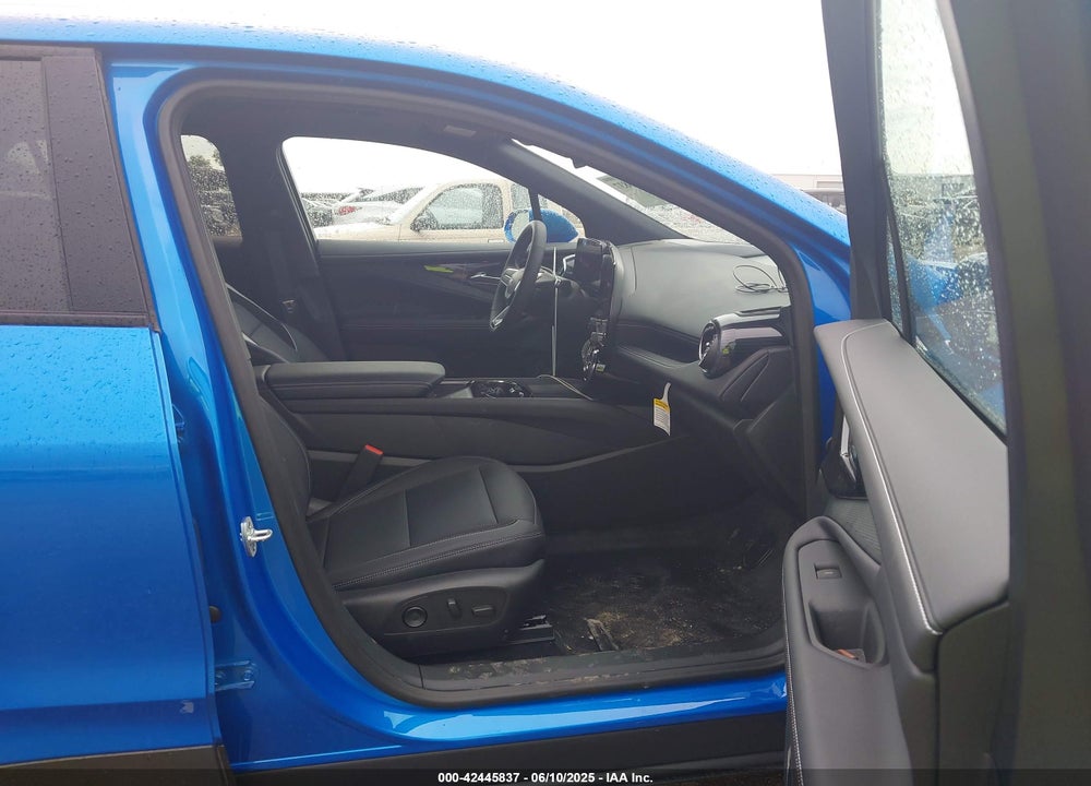 2025 CHEVROLET BLAZER VIN: 3GNKDGRJ3SS125336