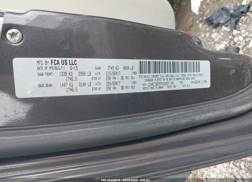 2015 CHRYSLER TOWN & COUNTRY TOURING VIN: 2C4RC1BG7FR743607