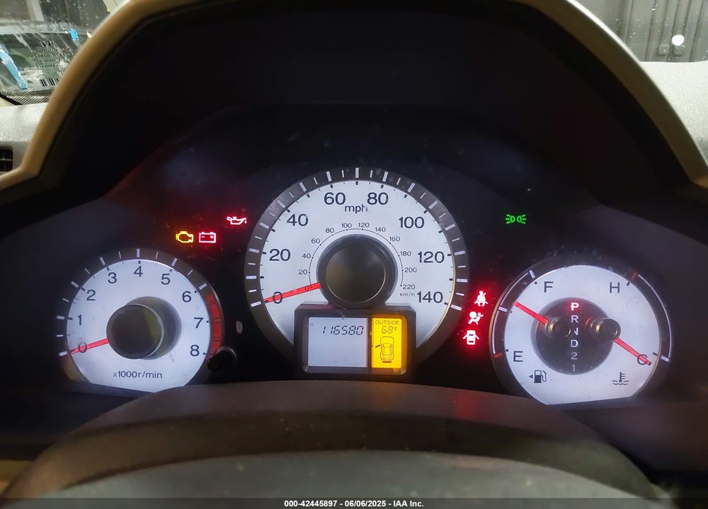 2011 HONDA PILOT EX VIN: 5FNYF4H46BB105596