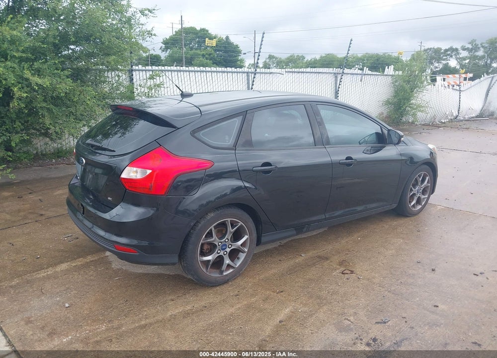 2014 FORD FOCUS VIN: 1FADP3K25EL325252