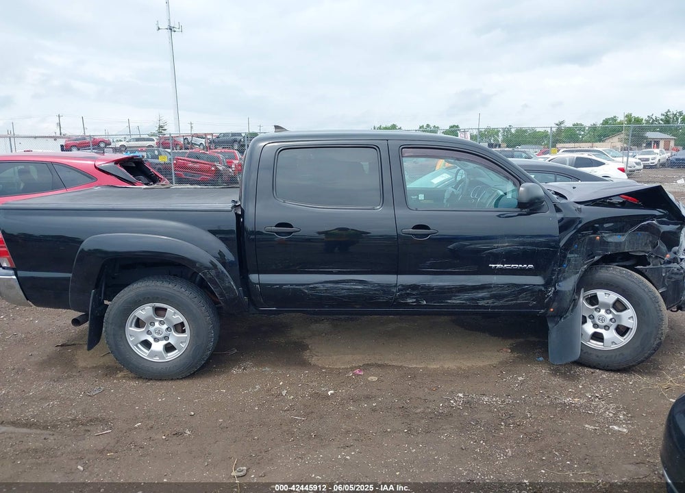 2015 TOYOTA TACOMA VIN: 3TMLU4EN1FM203143