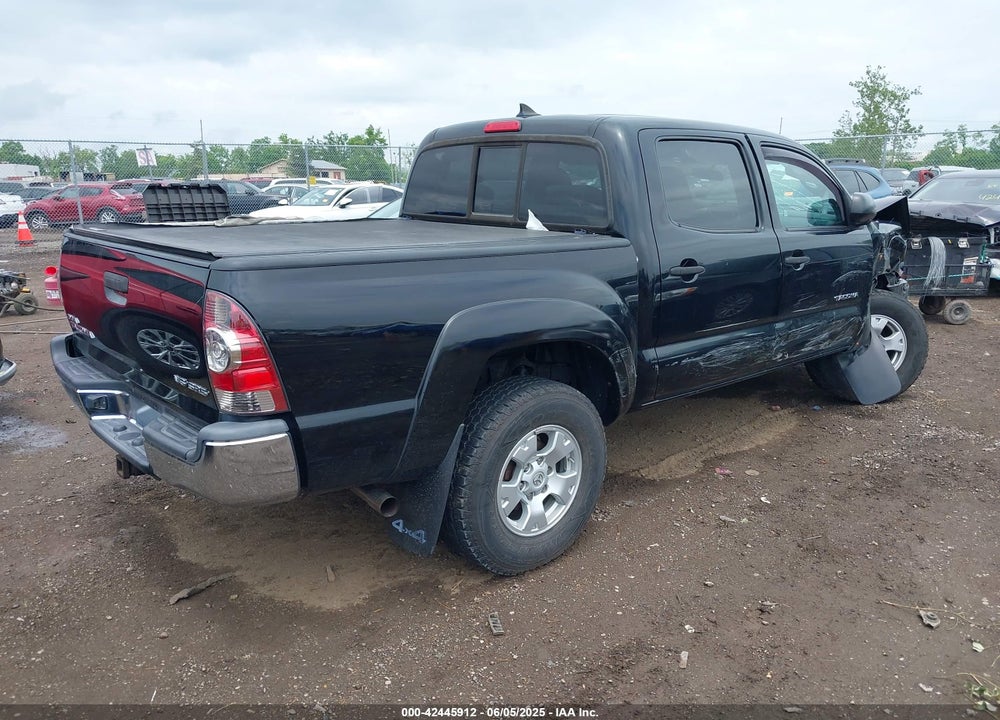 2015 TOYOTA TACOMA VIN: 3TMLU4EN1FM203143