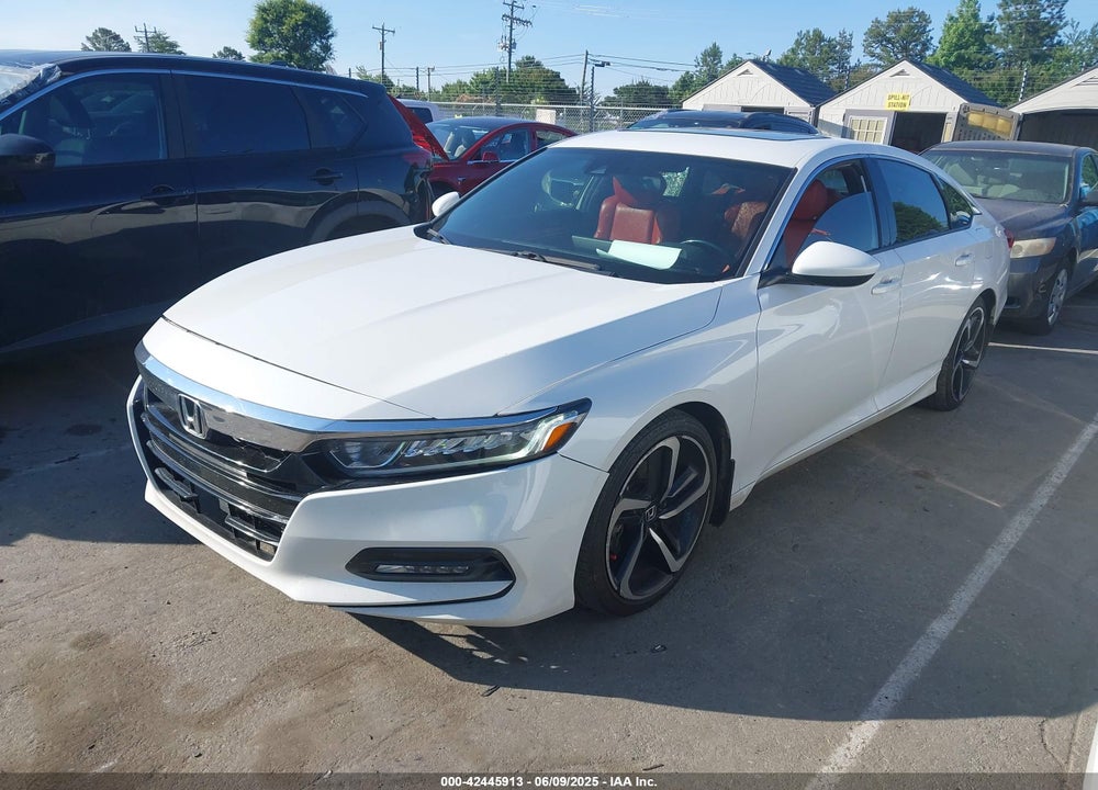 2019 HONDA ACCORD VIN: 1HGCV1F32KA019220