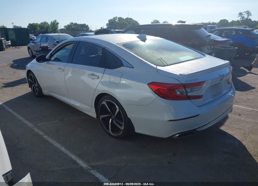 2019 HONDA ACCORD VIN: 1HGCV1F32KA019220