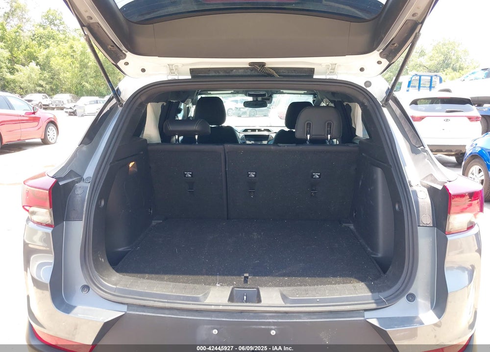 2021 CHEVROLET TRAILBLAZER VIN: KL79MSSL8MB143283