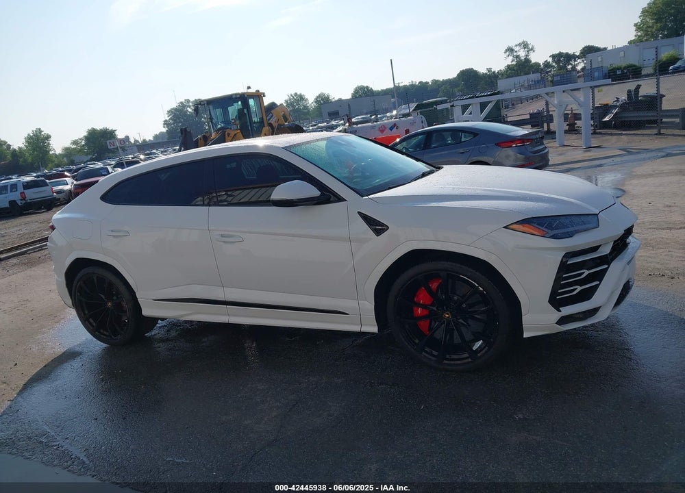 2022 LAMBORGHINI URUS GRAPHITE CAPSULE/PEARL CAPSULE VIN: ZPBUA1ZL2NLA18676