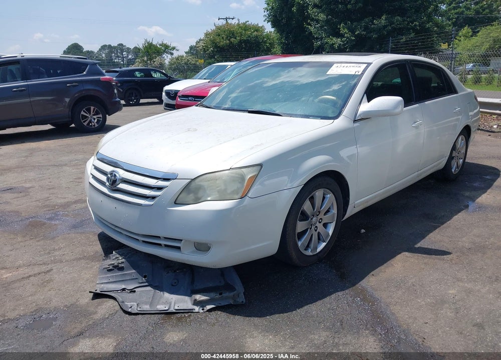 2005 TOYOTA AVALON XLS VIN: 4T1BK36B75U027012