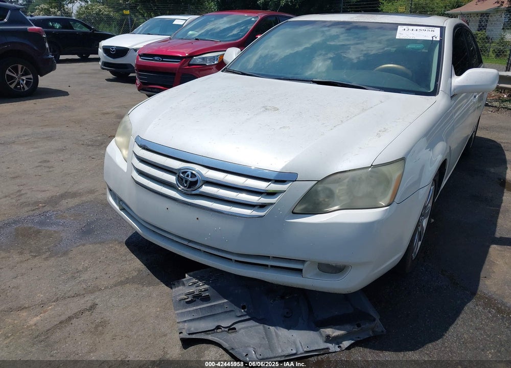 2005 TOYOTA AVALON XLS VIN: 4T1BK36B75U027012