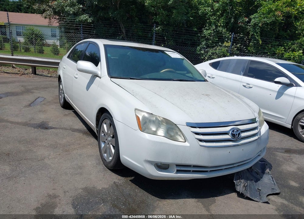 2005 TOYOTA AVALON XLS VIN: 4T1BK36B75U027012
