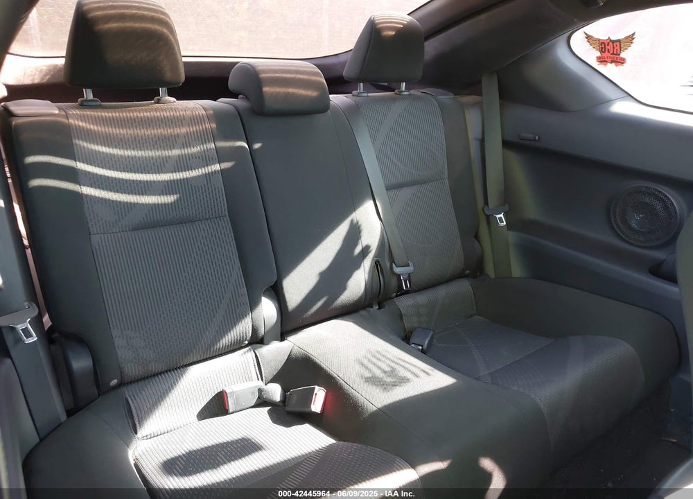 2011 SCION TC VIN: JTKJF5C78B3006728
