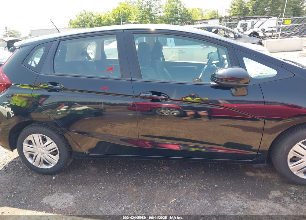 2019 HONDA FIT LX VIN: 3HGGK5H4XKM724020