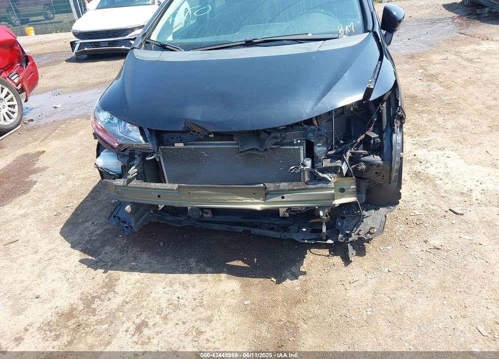 2019 HONDA FIT LX VIN: 3HGGK5H4XKM724020