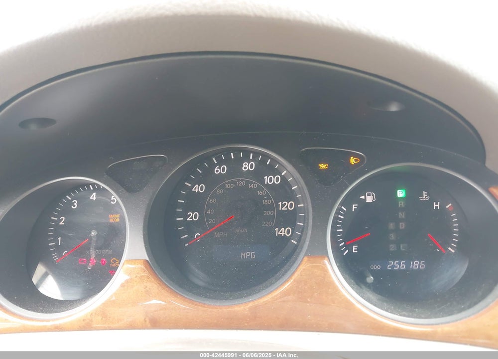 2005 LEXUS ES 330 VIN: JTHBA30G455116296
