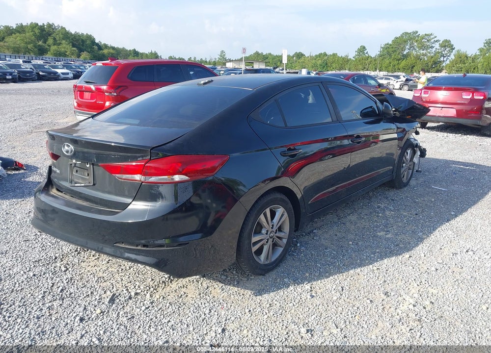 2017 HYUNDAI ELANTRA VIN: KMHD84LF0HU237234