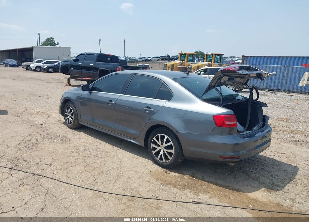 2017 VOLKSWAGEN JETTA VIN: 3VWDB7AJ1HM270775