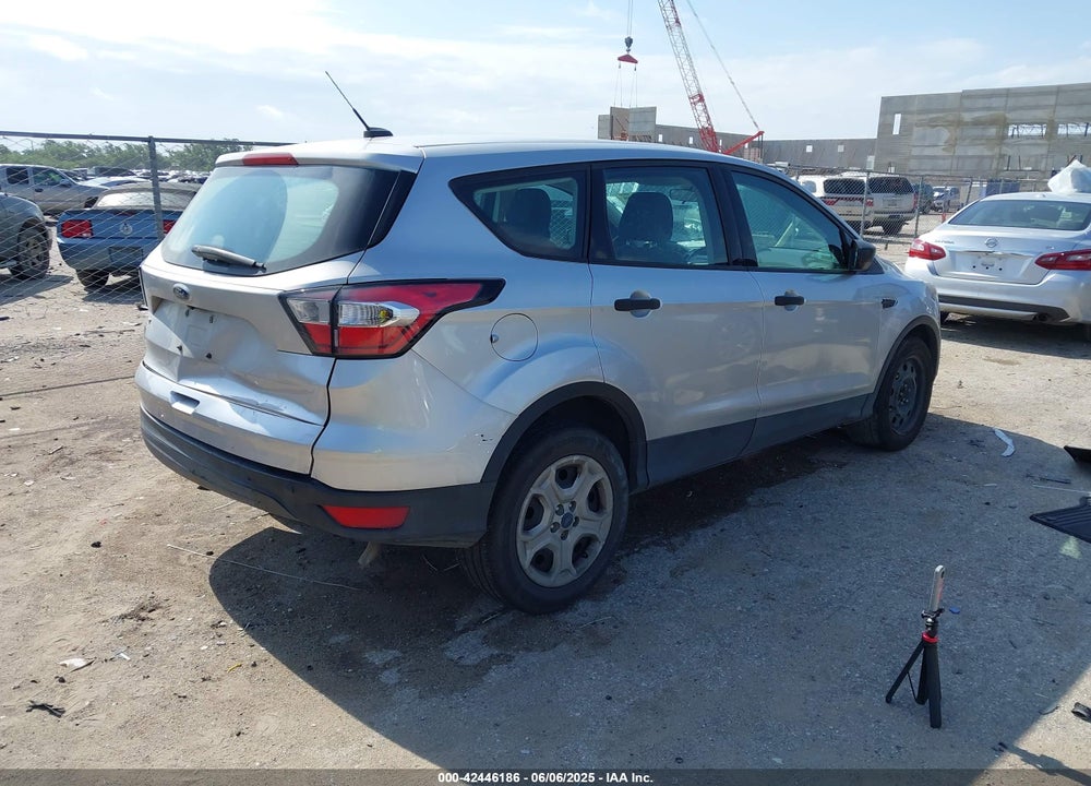 2017 FORD ESCAPE VIN: 1FMCU0F74HUE26019