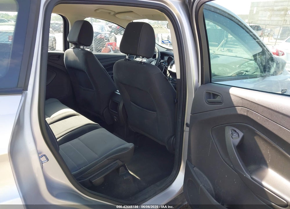 2017 FORD ESCAPE VIN: 1FMCU0F74HUE26019