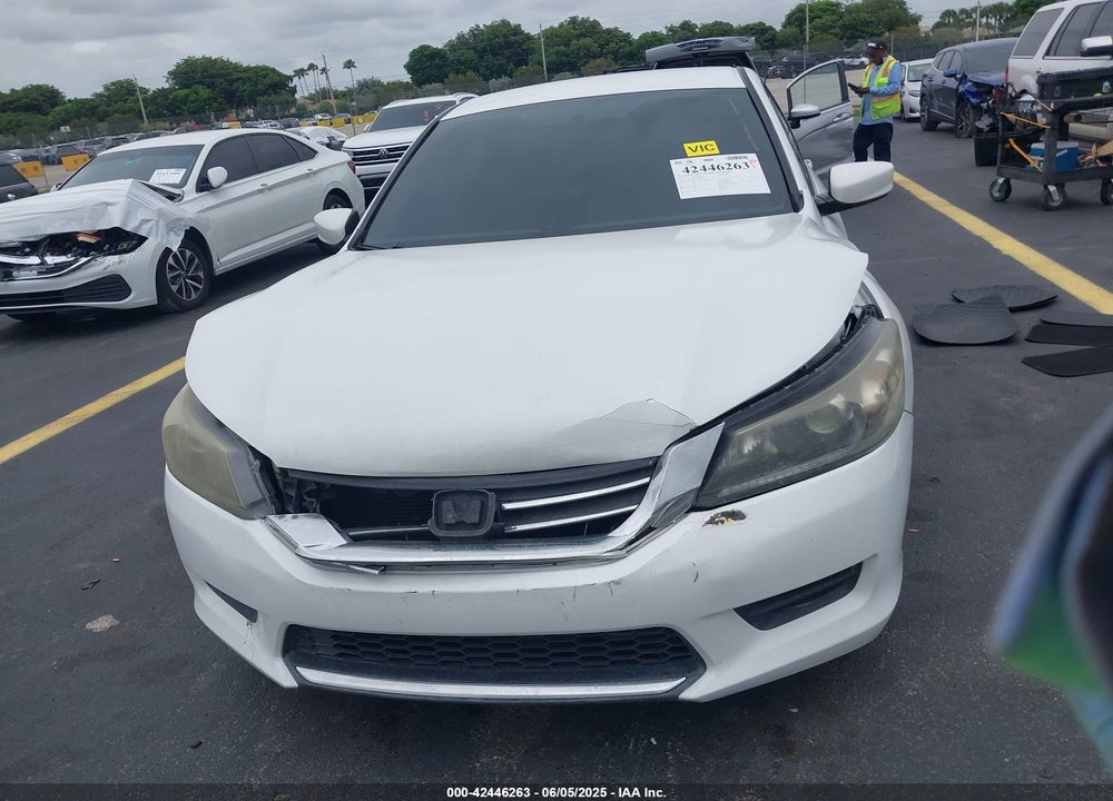 2014 HONDA ACCORD VIN: 1HGCR2F34EA205579