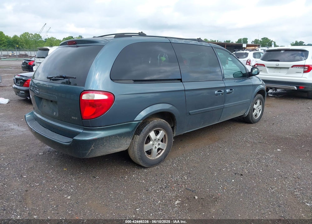 2005 DODGE GRAND CARAVAN SXT VIN: 2D4GP44LX5R159260