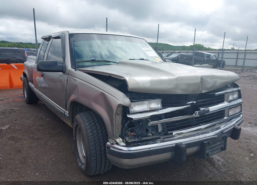 1994 CHEVROLET GMT-400 K1500 VIN: 2GCEK19K3R1236900