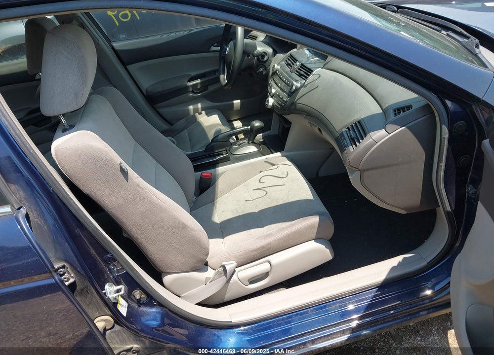 2009 HONDA ACCORD 2.4 LX VIN: 1HGCP26329A055533